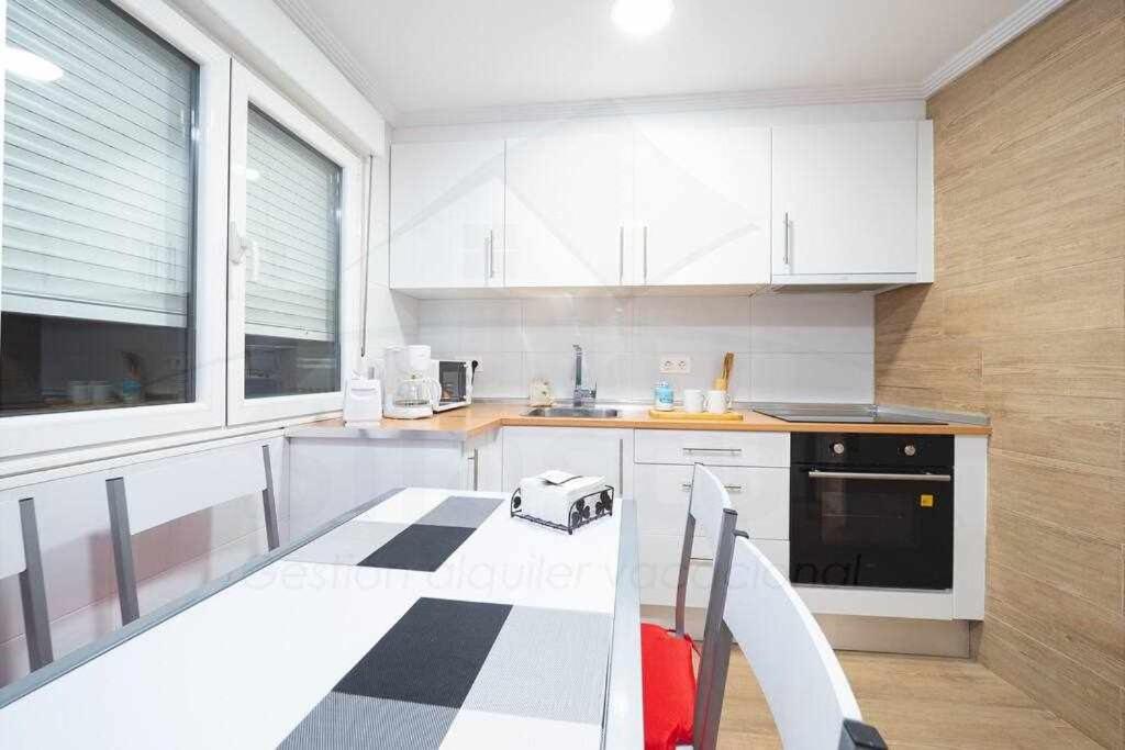 Ferienwohnung Cruz Victoria Gijón Exterior foto